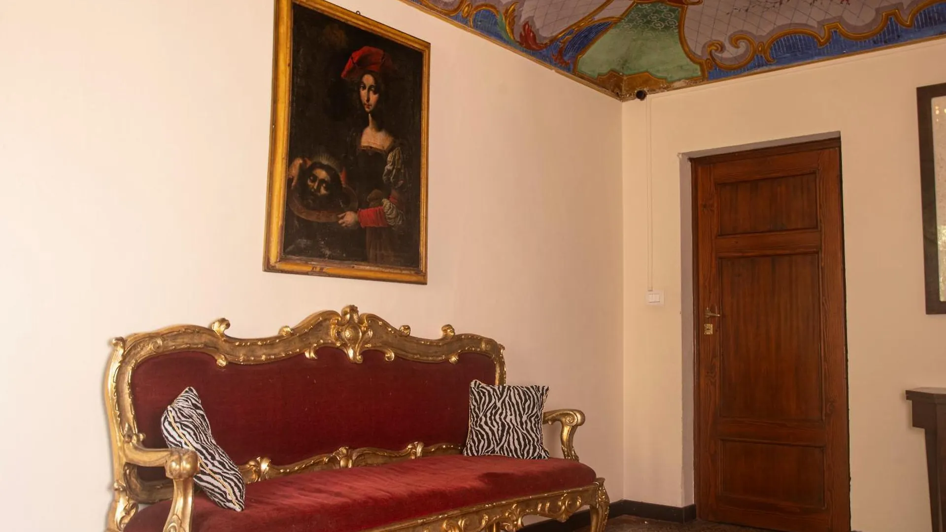 Palazzo Micheletti Lucca Apartment